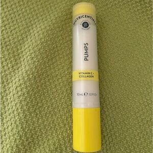 New Still Sealed - Nutricentials Vitamin C + Collagen Pumps